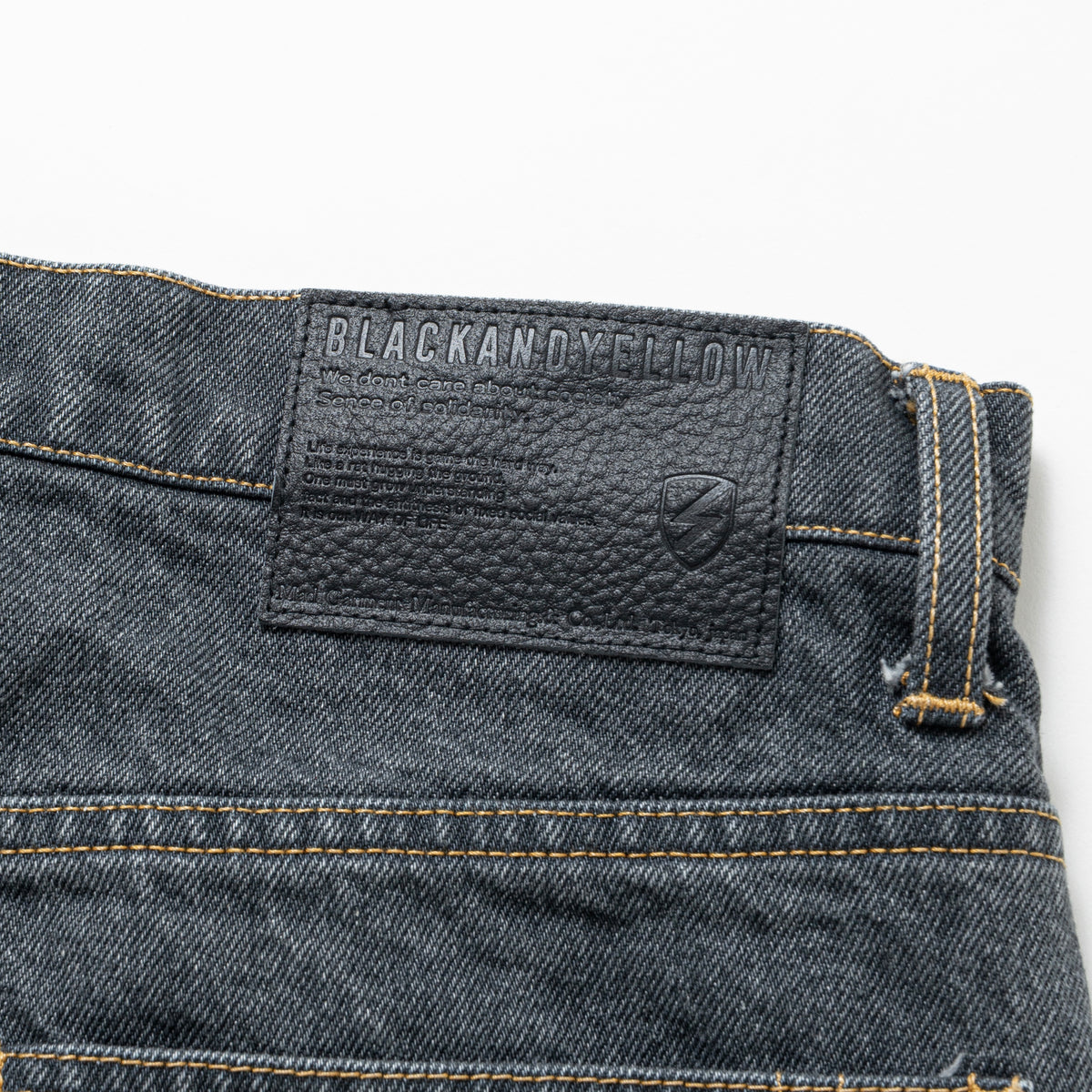 GRAY DENIM PANTS – JOLLY ROGER