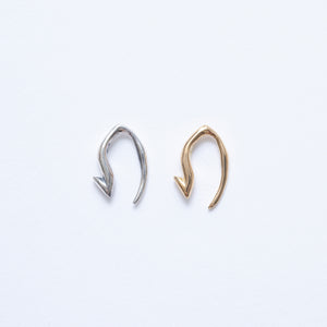 TAIL EARRINGS SILVER