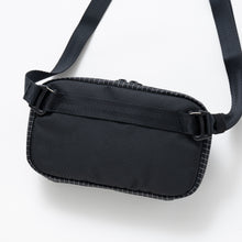 将图片加载到图库查看器，SHOULDER POUCH
