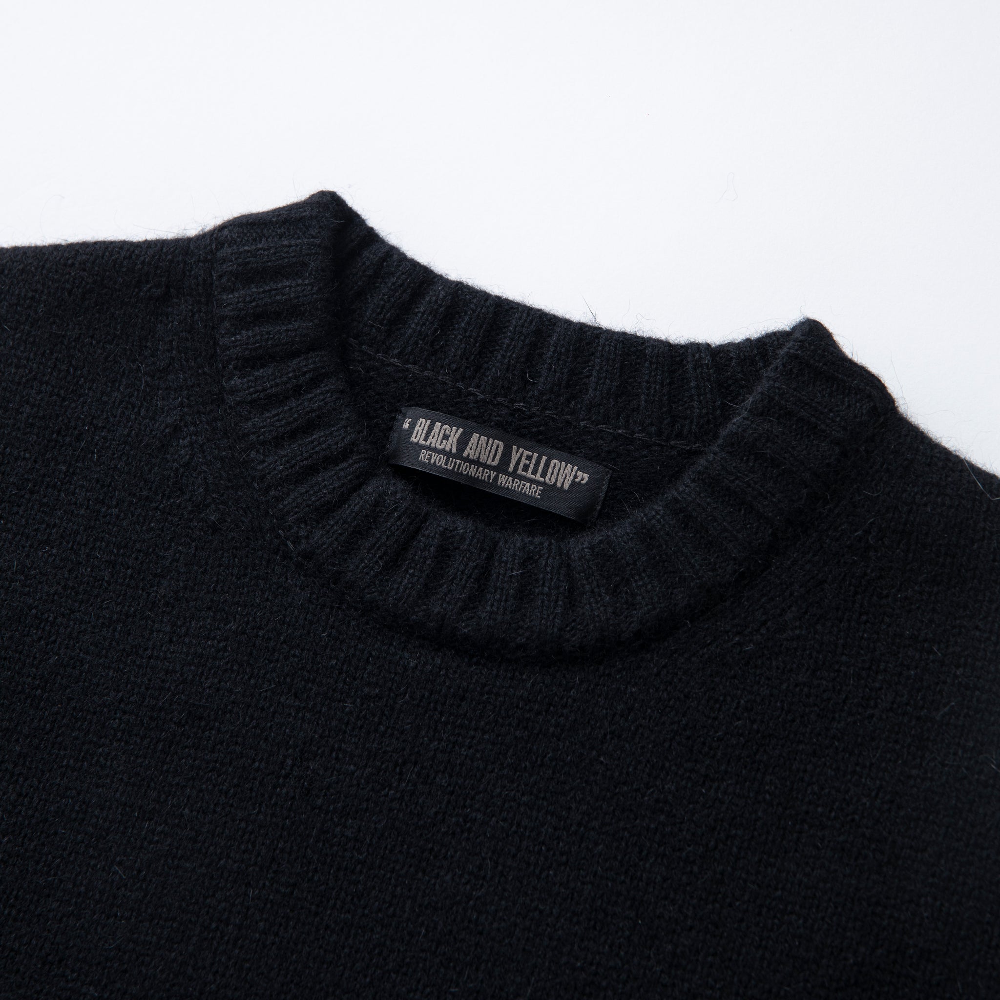 LAMB WOOL CREW NECK KNIT – JOLLY ROGER